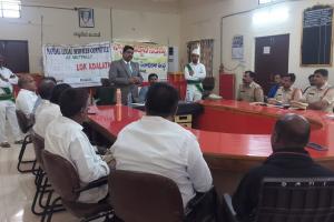 రాజీ ద్వారానే సత్వర న్యాయం సీనియర్ సివిల్ జడ్జి డి.నాగేశ్వర్.