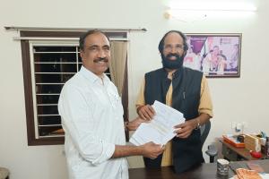 చెరువుల మరమ్మత్తులకు నిధులు ఇవ్వండి : MLA సంజయ్ 