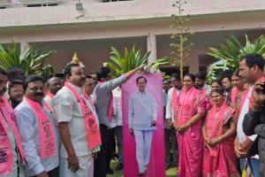 జగిత్యాల బీఆర్‌ఎస్ కార్యాలయంలో దీక్ష దివస్