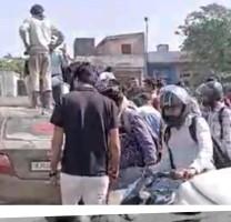 జయపూర్‌లో ఘోర రోడ్డు ప్రమాదం – డంపర్ 17 వాహనాలను డీ కొట్టడంతో, 11 మంది మృతి, 10 మందికి పైగా గాయాలు