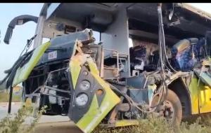 జనగామ జిల్లాలో దారుణ రోడ్డు ప్రమాదం — ఆర్టీసీ బస్సు లారీని ఢీకొట్టి ఇద్దరు మృతి, ఐదుగురికి గాయాలు
