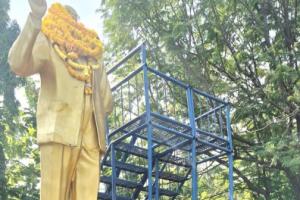 తులగంగవ్వ ట్రస్ట్ ఆధ్వర్యంలో అంబేద్కర్ కు నివాళి