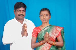 నన్ను ఆదరించి గెలిపిస్తే.... గ్రామ అభివృద్ధి చేస్తా :