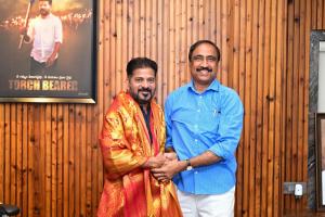 యావర్ రోడ్డు విస్తరణ జరిగితేనే రాజకీయాల్లో కొనసాగుతా:?