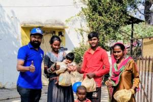 స్కై ఫౌండేషన్ ఆధ్వర్యంలో ఘనంగా క్రిస్మస్ వేడుకలు