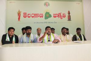 కవితపై తప్పుడు ప్రచారం చేస్తే ఊరుకునేది లేదు: తెలంగాణ జాగృతి