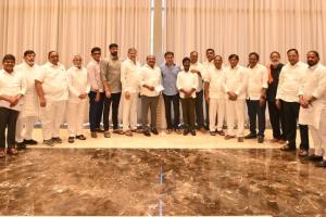 మున్సిపల్ ఎన్నికల్లో గెలుపే లక్ష్యంగా ఉమ్మడి జిల్లాల వారీగా సమీక్ష సమావేశాలు ప్రారంభించిన కేటీఆర్