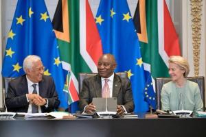 ప్రపంచంలోనే అతిపెద్ద స్వేచ్ఛా వాణిజ్య మండలికి అడుగు – ఈయూ, దక్షిణ అమెరికా దేశాల మధ్య చారిత్రాత్మక ఒప్పందం