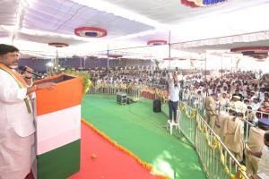  అన్ని వర్గాల సంక్షేమంతో పాటుగా శుద్ధ నీటి వ్యవస్థల అభివృద్ధికి ప్రభుత్వం కట్టుబడి ఉంది 