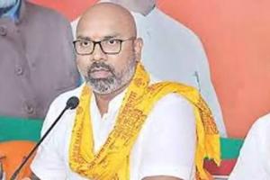 బీజేపీ కోవర్టులపై నిజామాబాద్ ఎంపీ ధర్మపురి అర్వింద్ సంచలన వ్యాఖ్యలు