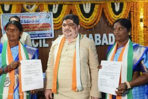 హుస్నాబాద్ మున్సిపల్ చైర్ పర్సన్ గా దండి లక్ష్మీ కొమురయ్య