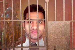 చంచల్‌గూడా జైలు నుంచి విడుదలైన ఐబొమ్మ రవి