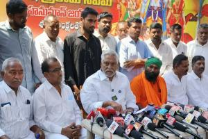 జగిత్యాలలో కాంగ్రెస్‌లో అంతర్గత కలహాలు తీవ్రం.. సంజయ్ కుమార్‌పై జీవన్ రెడ్డి సంచలన ఆరోపణలు