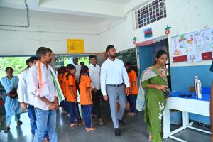 ఉప్పుమడుగ కేజీబీవీని ఆకస్మికంగా తనిఖీ చేసిన కలెక్టర్ సత్యప్రసాద్