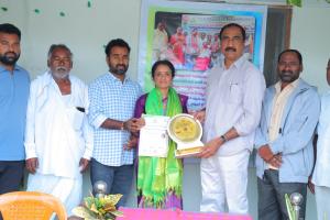 పద్మ చక్ర అవార్డు గ్రహీత ఎల్లాల సరిత గోపాల్ రెడ్డికి ఎమ్మెల్యే డాక్టర్ సంజయ్ కుమార్ అభినందనలు