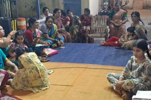 రెడ్ బుల్స్ గణేష మంటపం వద్ద  లలితా సహస్రనామ పారాయణం