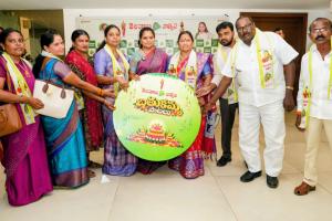 గిన్నిస్ రికార్డు లక్ష్యంగా వచ్చే ఏడాది బతుకమ్మ వేడుకలు :కల్వకుంట్ల కవిత