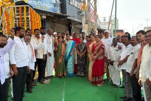 బాపూజీ ఆశయ సాధనకు, బీసీల అభ్యున్నతికి కృషి చేస్తాం: మున్సిపల్ చైర్‌పర్సన్ సమిండ్ల వాణి శ్రీనివాస్
