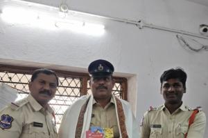 ప్రమోషన్‌ పొందిన కానిస్టేబుల్ భాస్కర్‌రెడ్డికి సన్మానం
