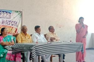 వల్భాపూర్ యూపీఎస్‌లో పూర్వ విద్యార్థుల ఆత్మీయ గెట్‌టుగెదర్