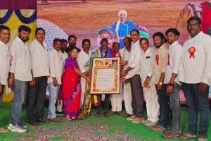 పాటల ప్రయాణంలో రాజేందర్ మరింత ఉన్నతికి ఎదగాలి.  కళాకారులతోనే సమాజ చైతన్యం.  జగిత్యాల ఎమ్మెల్యే డాక్టర్ సంజయ్ కుమార్.