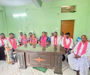 గవర్నర్ కేటీఆర్ ను ఈ ఫార్ములా కేసులో విచారించడానికి అనుమతించడం బిజెపి, కాంగ్రెస్ ల  రాజకీయ కుట్ర  