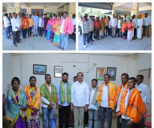 జగిత్యాల రూరల్ /బీర్పూర్/ సారంగాపూర్ గ్రామ పంచాయతీ ఎన్నికల్లో గెలుపొందిన వారిని అభినందించి శాలువ తో