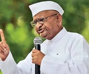 మళ్లీ ఉద్యమానికి సిద్ధమైన అన్నా హజారే — మహారాష్ట్ర ప్రభుత్వంపై తీవ్ర ఆగ్రహం