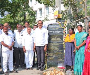 పలు వార్డుల అభివృద్ధి పనులకు శంకుస్థాపన చేసిన ఎమ్మెల్యే డా సంజయ్ కుమార్