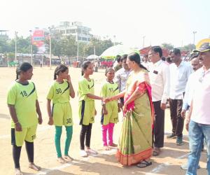 జిల్లా విద్యార్థులు రాష్ట్ర స్థాయి పోటీల్లో మంచి ప్రతిభ కనబరచి జిల్లా పేరును నిలబెట్టాలి-జిల్లా రెవెన్యూ అడిషనల్ కలెక్టర్  బి.ఎస్. లత