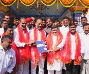 తెలంగాణ రైజింగ్ గ్లోబల్ సమ్మిట్‌కు కేంద్ర మంత్రి బండి సంజయ్‌ను ఆహ్వానించిన మంత్రి పొన్నం ప్రభాకర్