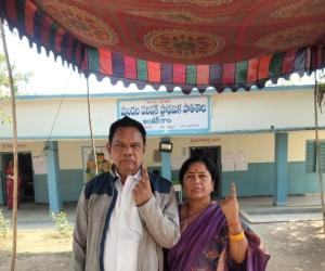 ప్రజాస్వామ్య బలోపేతానికి ఓటే ఆయుధం: మాజీ మంత్రి రాజేశం గౌడ్ 