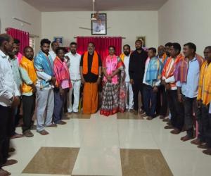 గ్రామపంచాయతీ ఎన్నికల్లో బి ఆర్ఎస్ మద్దతు తో గెలిచిన సర్పంచులు, ఉప సర్పంచులు, వార్డు సభ్యులను అభినందించి సత్కరించిన జిల్లా అధ్యక్షులు మాజీ జెడ్పి చైర్పర్సన్