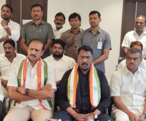 ప్రజా సమస్యలను పట్టించుకొని కేసీఆర్‌ : మంత్రి అడ్లూరి లక్ష్మణ్ విమర్శలు