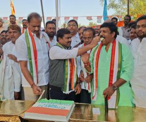 కాంగ్రెస్ పార్టీ 141వ ఆవిర్భావ దినోత్సవం – కరీంనగర్‌లో ఘనంగా వేడుకలు