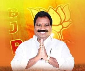 బీజేపీ సభ్యత్వానికి రాజీనామా చేసిన మాజీ ఎమ్మెల్యే ఆరూరి రమేష్