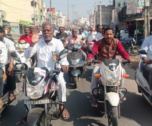 ఓసిలకు ప్రత్యేక జాతీయ కమిషన్ ఏర్పాటు చేయాలి  ఓసి జేఏసీ నేతలు కిషన్ రెడ్డి, మహంకాళి రాజన్న, సిరిసిల్ల రాజేంద్ర శర్మ  ఓసి ల సింహ గర్జన సభ సక్సెస్ కోసం జగిత్యాలలో బైక్ ర్యాలీ