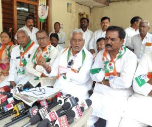 ఎమ్మెల్యే సంజయ్ అవినీతితో జగిత్యాల మున్సిపాలిటీ బ్రష్టు : మాజీ మంత్రి జీవన్ రెడ్డి