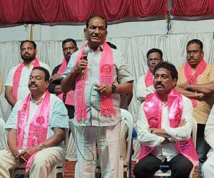 ధర్మపురి మున్సిపాలిటీ ఎన్నికలు: 15 వార్డుల అభ్యర్థుల పేర్ల ప్రకటన