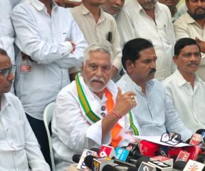 క్రమశిక్షణతో ఉండడం తప్పా: జీవన్ రెడ్డి 