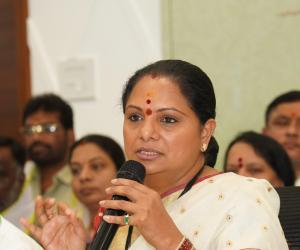 బ్యాక్‌డోర్‌లో బ్యాక్‌లాగ్ రిక్రూట్‌మెంట్?: కవిత 