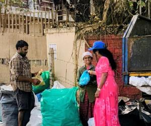 ఫుట్‌పాత్‌ అనాధలకు 294వ అన్నదానం 