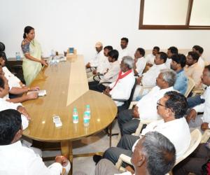 పెరిగిన ఎస్సీ జనాభాకు అనుగుణగా రిజర్చావేషన్లు :అసెంబ్లీలో తీర్మానం చేయాలి: కల్వకుంట్ల కవిత