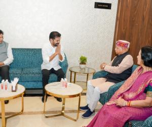  కొత్త గవర్నర్ శివ ప్రతాప్ శుక్లాకు ముఖ్యమంత్రి రేవంత్ రెడ్డి స్వాగతం