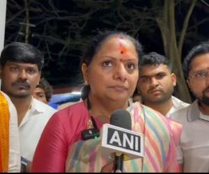 త్వరలో కొత్త పార్టీ, తెలంగాణ హక్కుల కోసం పోరాటం : తిరుమలలో కల్వకుంట్ల కవిత సంచలన వ్యాఖ్యలు – 