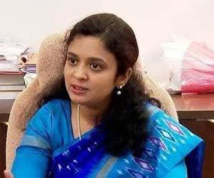 జర్నలిస్టుల అక్రిడిటేషన్ ప్రక్రియ కొనసాగుతోంది – ఏప్రిల్‌లోనే కొత్త కార్డులు జారీ - కమీషనర్ ప్రియాంక 