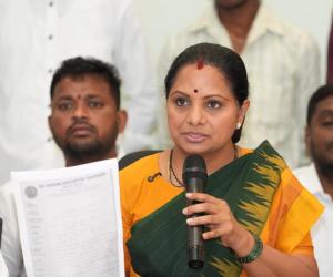 తెలంగాణలో ఉద్యోగ నియామకాలపై జీవోలు అడ్డంకి –కల్వకుంట్ల కవిత ఆరోపణ