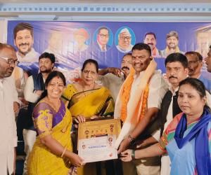 కోరుట్ల బార్ అసోసియేషన్ సీనియర్ న్యాయవాది బైరి విజయ్ కుమార్ కు ప్రతిష్టాత్మక దళిత రత్న పురస్కారం 