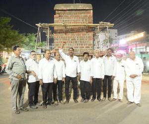 తుమ్మల నాగేశ్వరరావు రాజకీయ ప్రస్థానం పైలాన్ వేరే చోటుకు మార్చాలని బ్రాహ్మణ సంఘం చే నిరసన.
