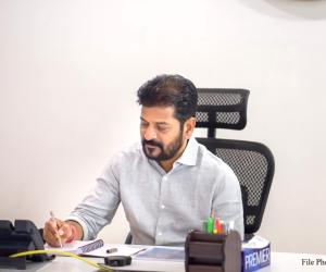 తుమ్మిడిహెట్టి బ్యారేజ్ ఎత్తుపై మహారాష్ట్రతో చర్చలకు తెలంగాణ అడుగు